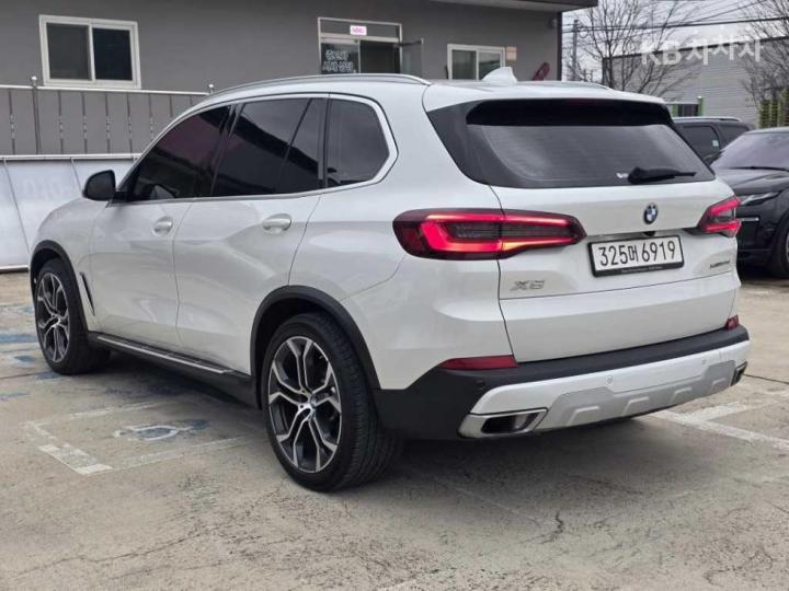 BMW X5 G05 xDrive 30d xLine 7