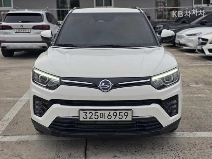 KG Mobility (Ssangyong) Tivoli Gasoline V3 2WD Base Type 3