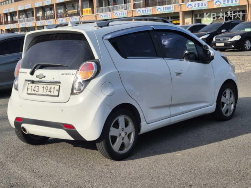 Chevrolet Spark — miniaturë 17