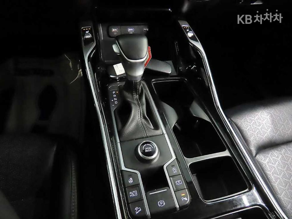2022 - kia sorento