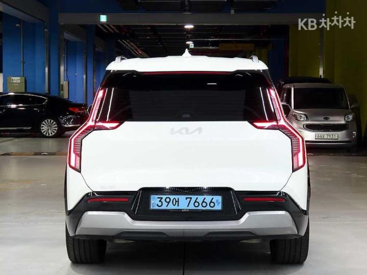 Kia EV9 AWD Earth 4