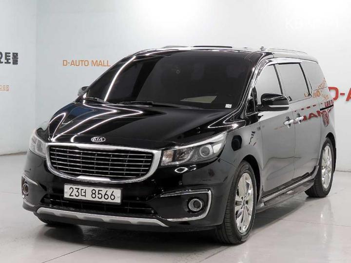 Kia Carnival 2.2 Diesel Prestige 2