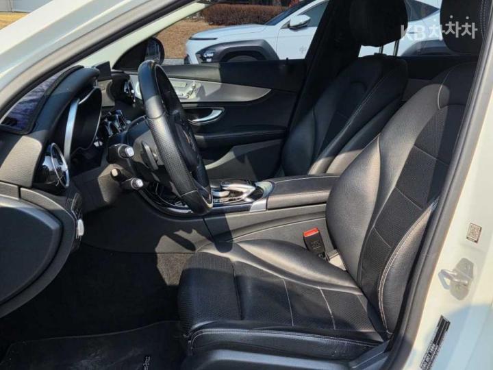 Mercedes-Benz C-Class C220d Avantgarde W205 8