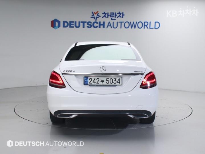 Mercedes-Benz C-Class C220d Avantgarde W205 5