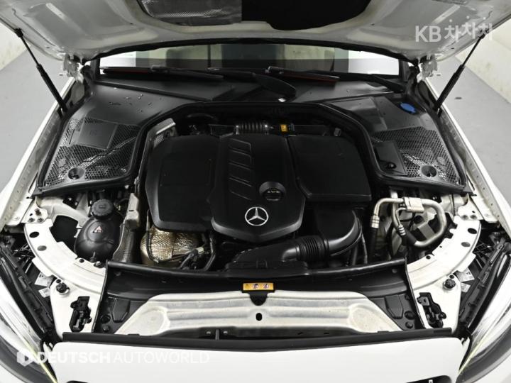 Mercedes-Benz C-Class C220d Avantgarde W205 7