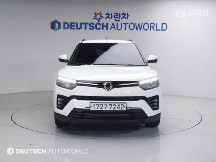 KG Mobility (Ssangyong) Tivoli Gasoline V5 2WD Base Type 4