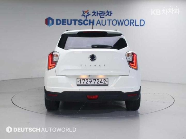 KG Mobility (Ssangyong) Tivoli Gasoline V5 2WD Base Type 5