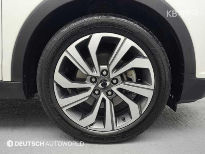 KG Mobility (Ssangyong) Tivoli Gasoline V5 2WD Base Type 6