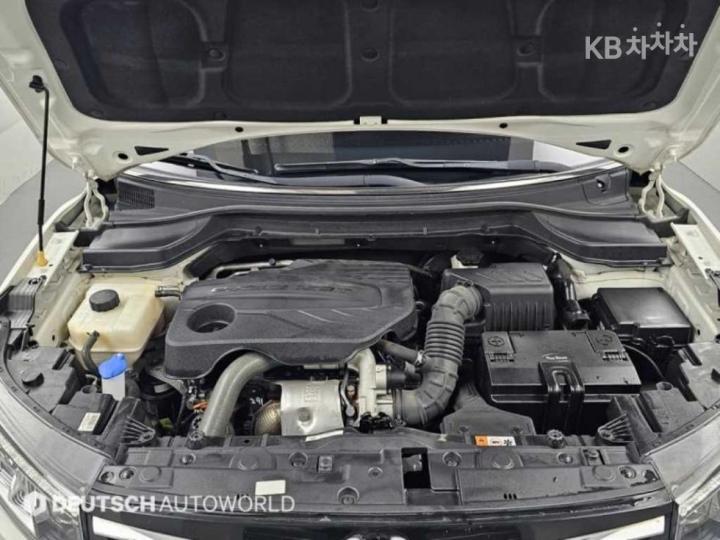 KG Mobility (Ssangyong) Tivoli Gasoline V5 2WD Base Type 7