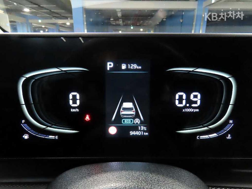 2022 - kia sportage