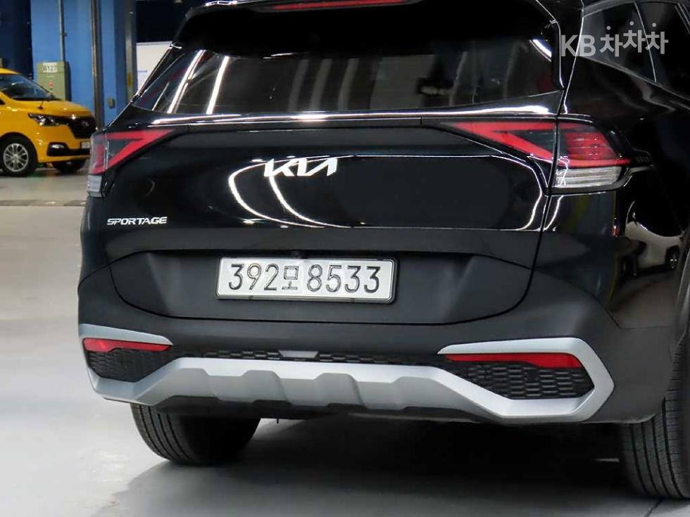 2022 - kia sportage