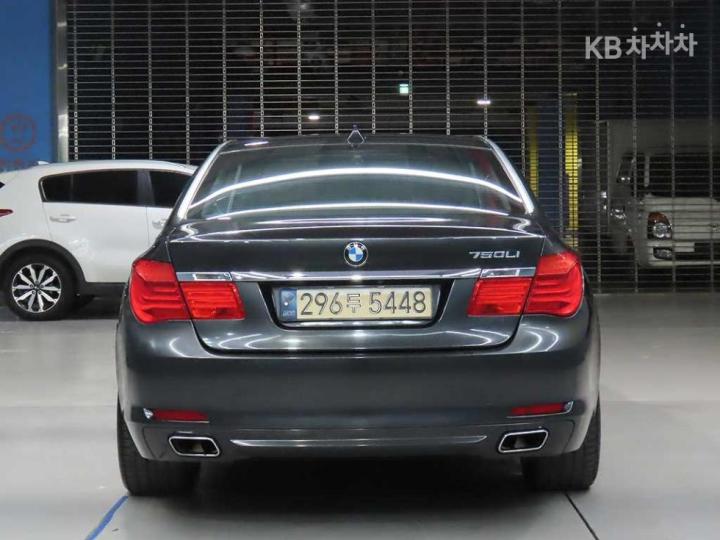 BMW 7 Series New 750Li Base Type 4