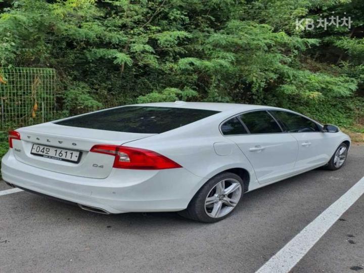 Volvo S60 D4 6
