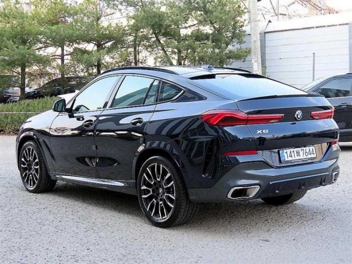 BMW X6 G06 xDrive 30d M Sport 4