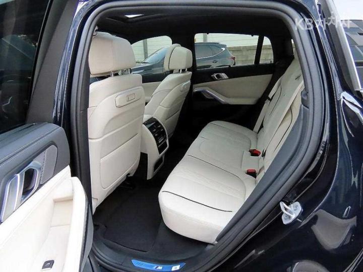 BMW X6 G06 xDrive 30d M Sport 7