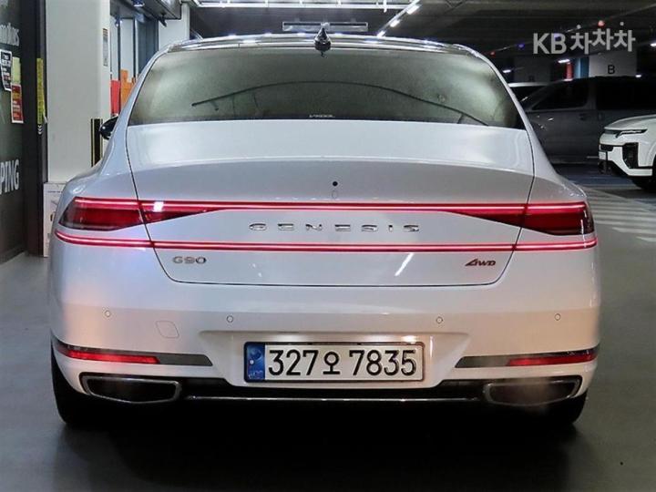 Genesis G90 RS4 3.5T AWD Base Type 6