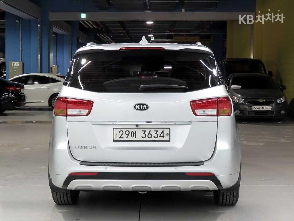 2016 - kia carnival