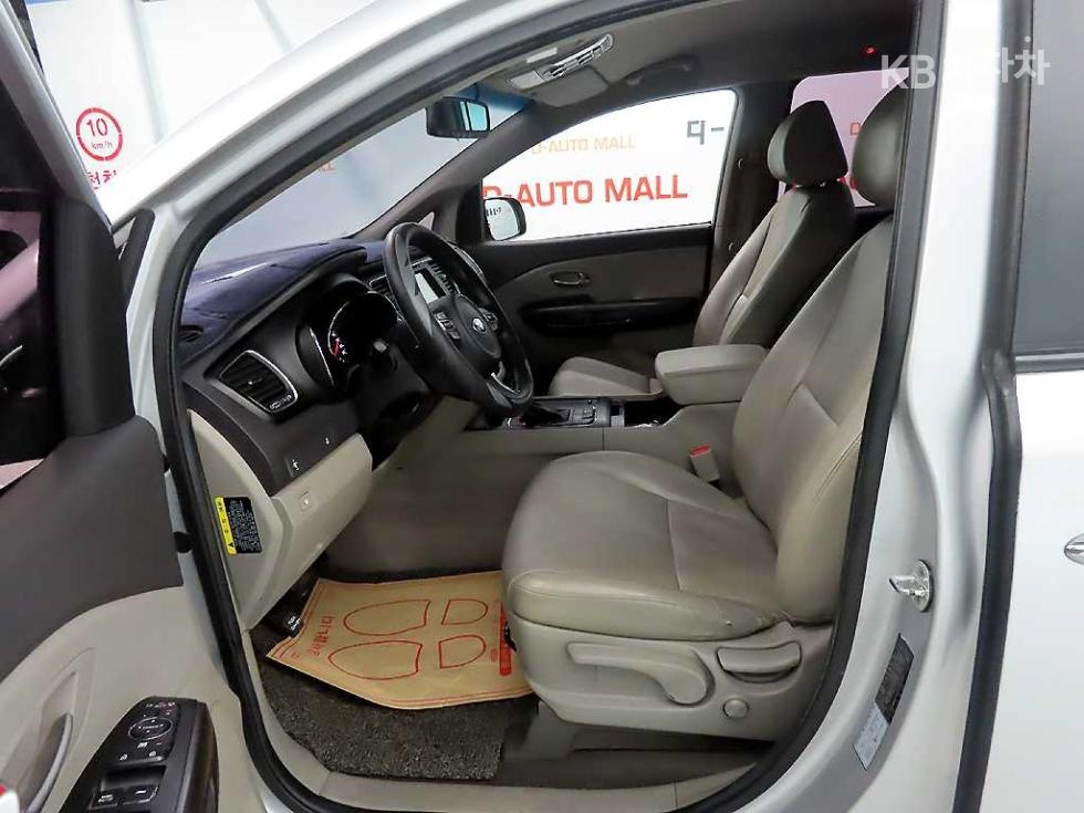 2016 - kia carnival