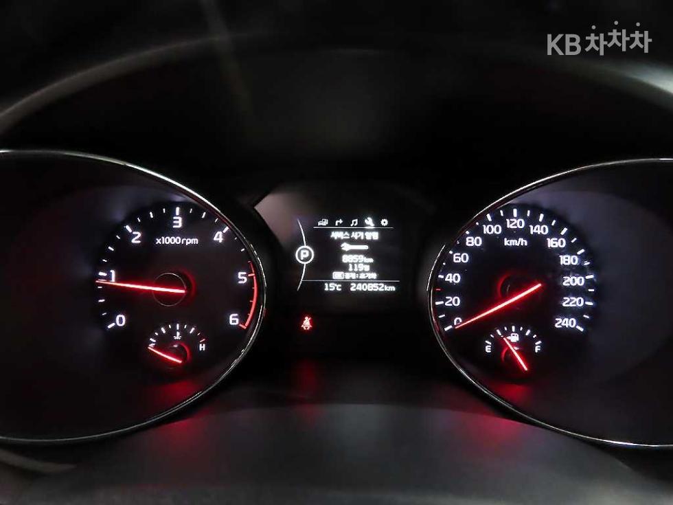 2016 - kia carnival