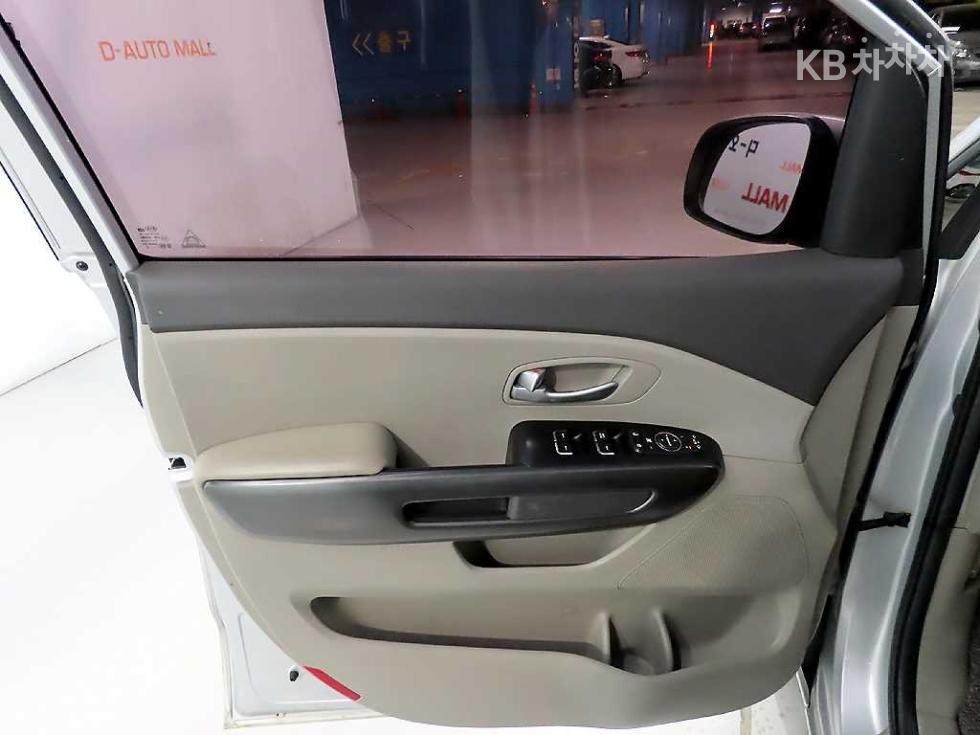 2016 - kia carnival