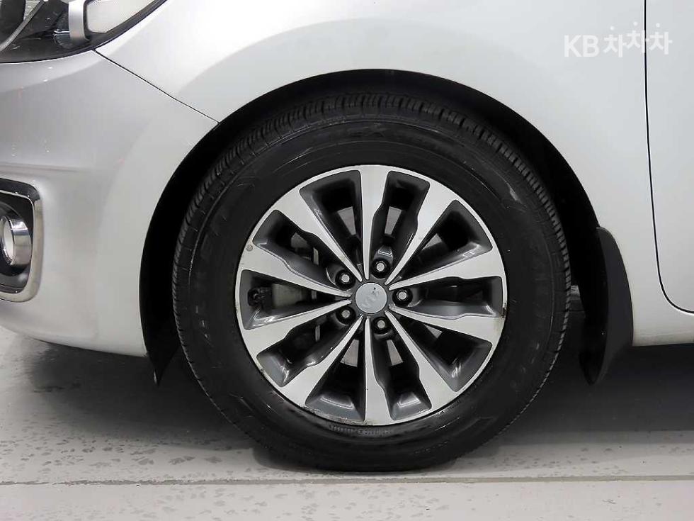 2016 - kia carnival