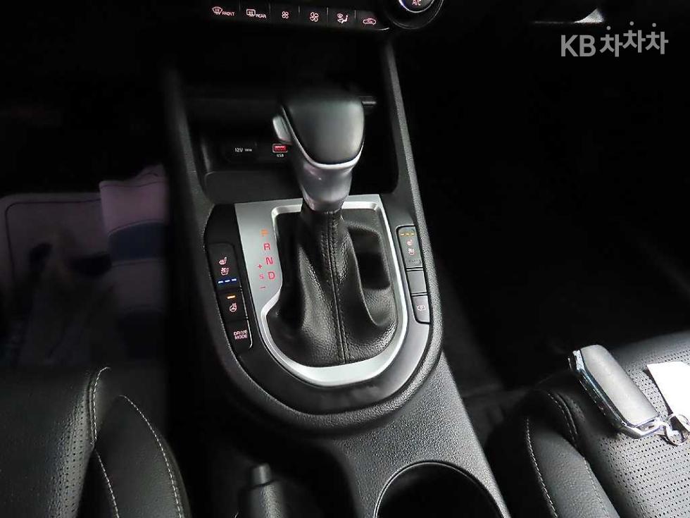 2022 - kia k3