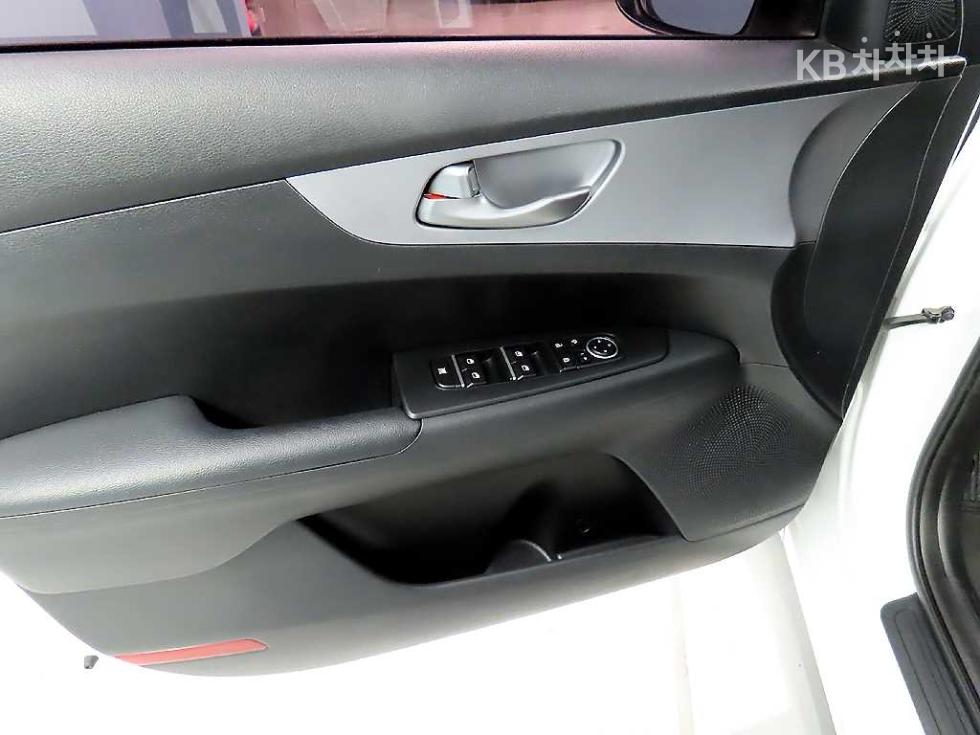2022 - kia k3