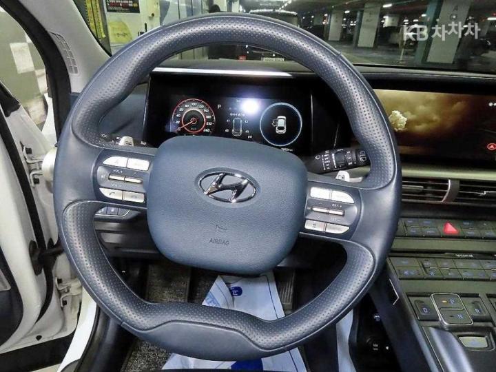 Hyundai Nexo Premium 9