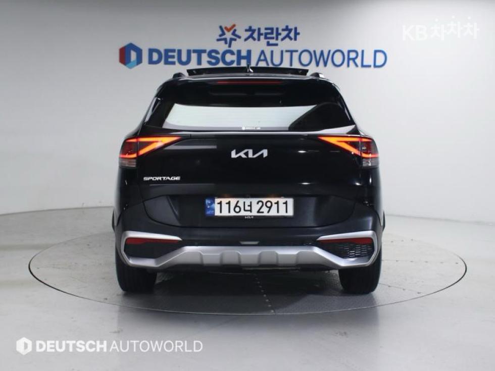 2022 - kia sportage