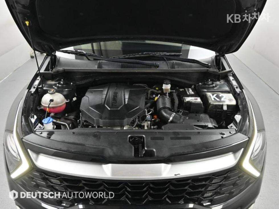 2022 - kia sportage