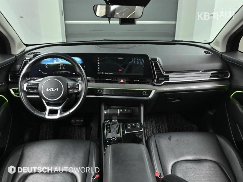 2022 - kia sportage