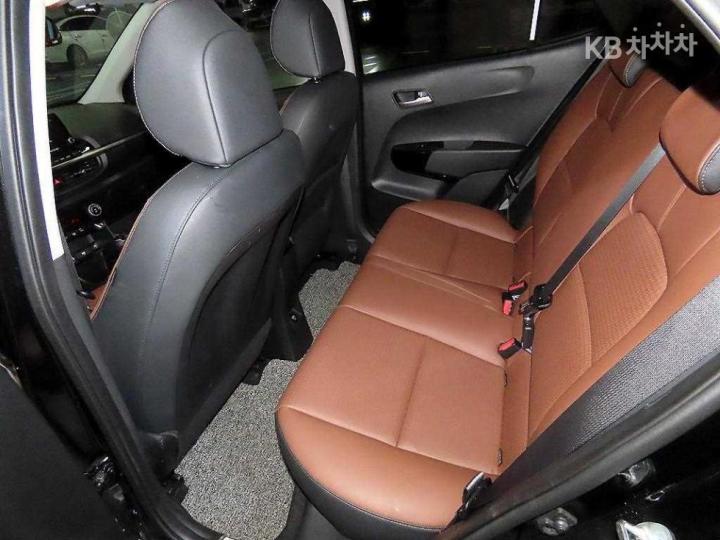 Kia Morning JA 1.0 Gasoline Prestige 8