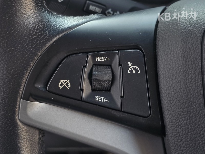 Chevrolet Orlando — miniaturë 17