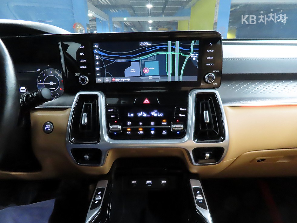 2021 - kia sorento
