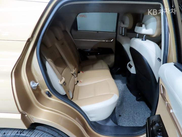 KG Mobility (Ssangyong) Actyon J120 2WD S9 Base Type 9