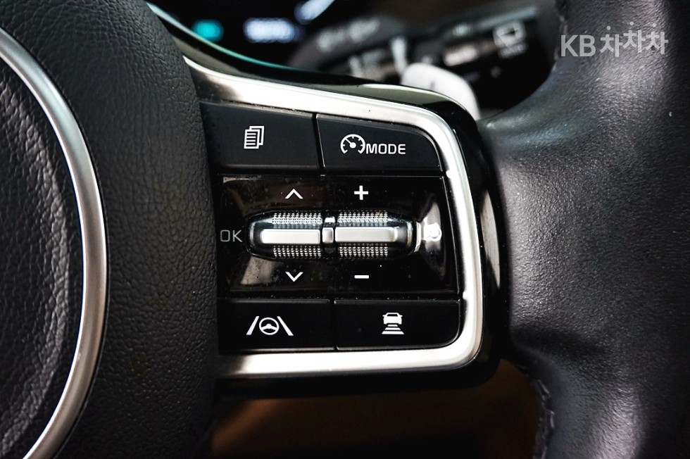 2021 - kia carnival