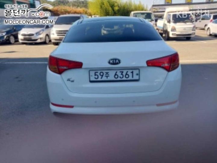 Kia K5 2.0 LPI Deluxe 5