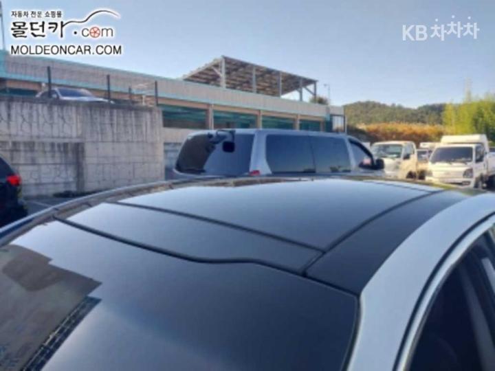 Kia K5 2.0 LPI Deluxe 10