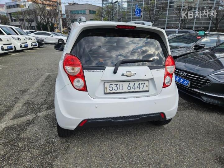 Chevrolet Spark LS+ 5