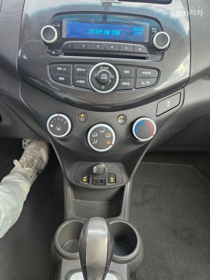 Chevrolet Spark LS+ 9