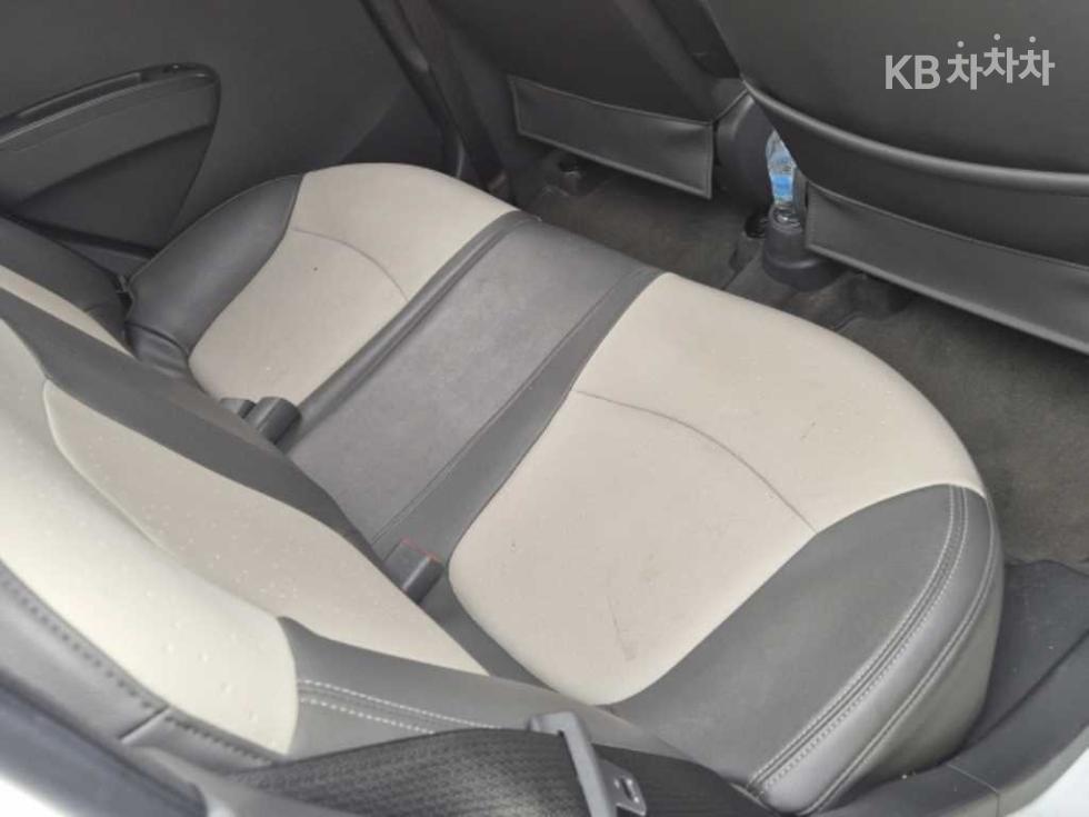 Chevrolet Spark — miniaturë 12