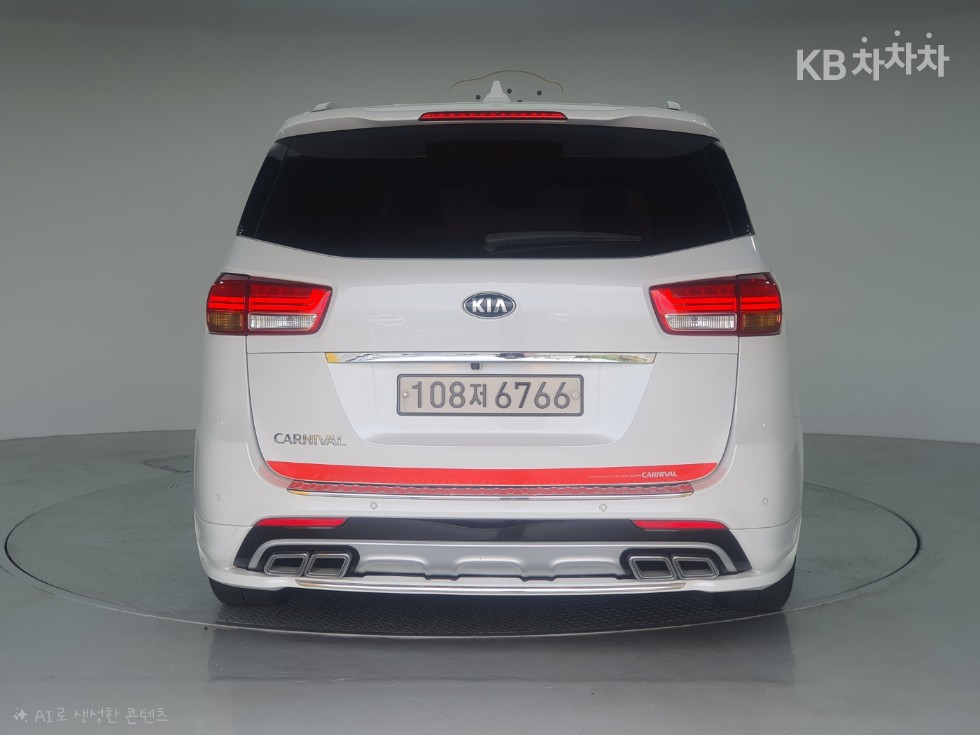 Kia Carnival — miniaturë 2