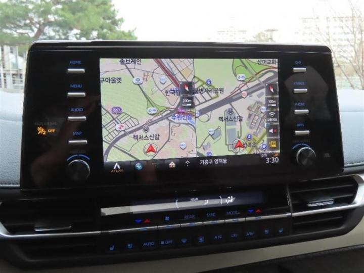 Toyota Sienna 2.5 Hybrid 2WD 9