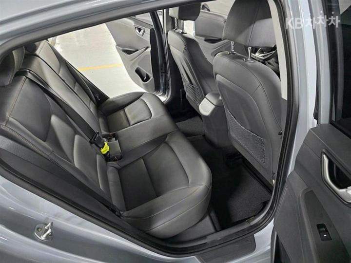 Hyundai IONIQ Electric N 9