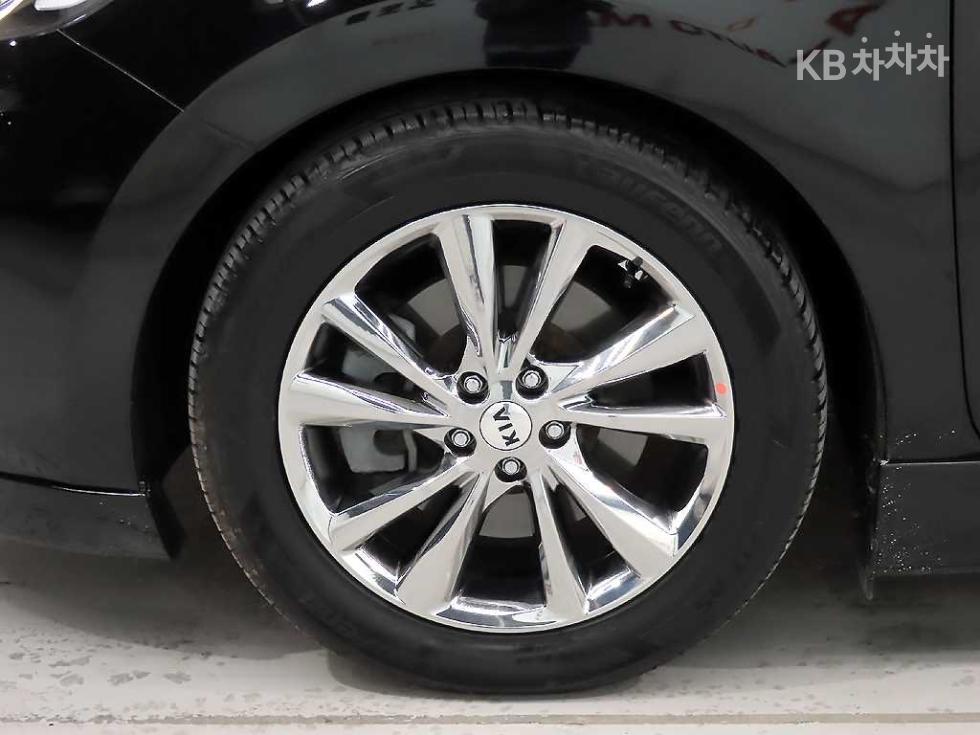2020 - kia carnival