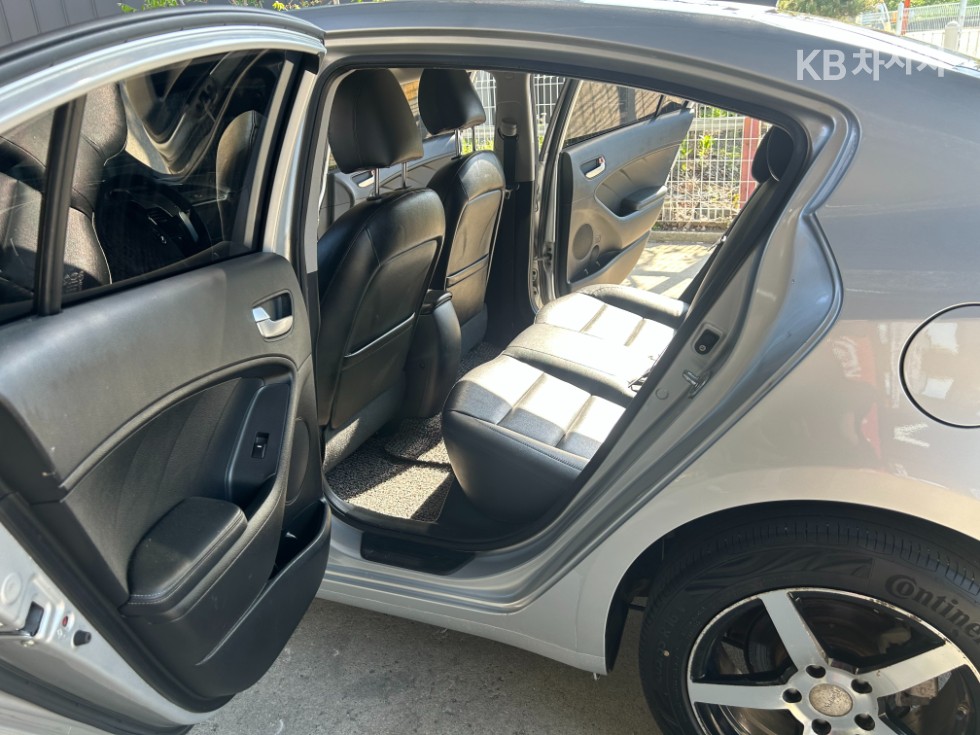 2013 - kia k3