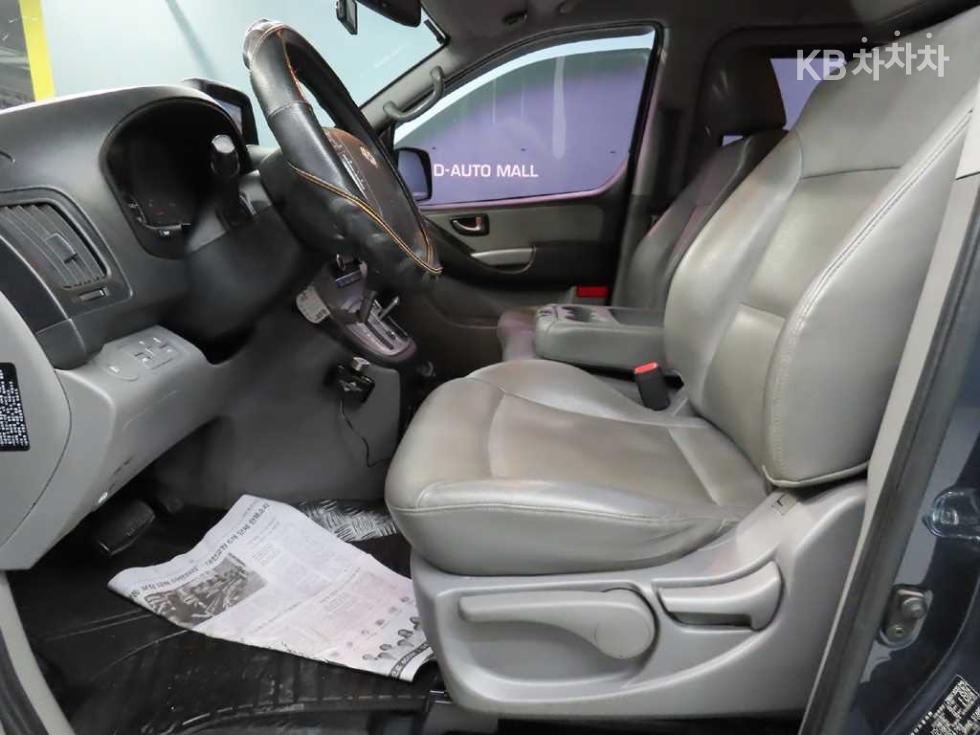 Hyundai Starex — miniaturë 6