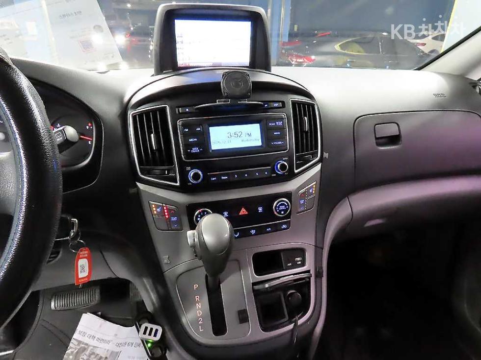 Hyundai Starex — miniaturë 11
