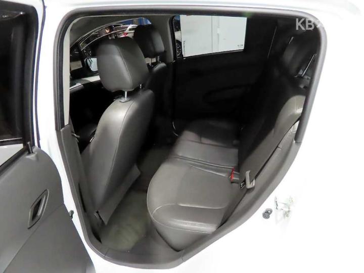 Chevrolet Spark LT Base Type 8