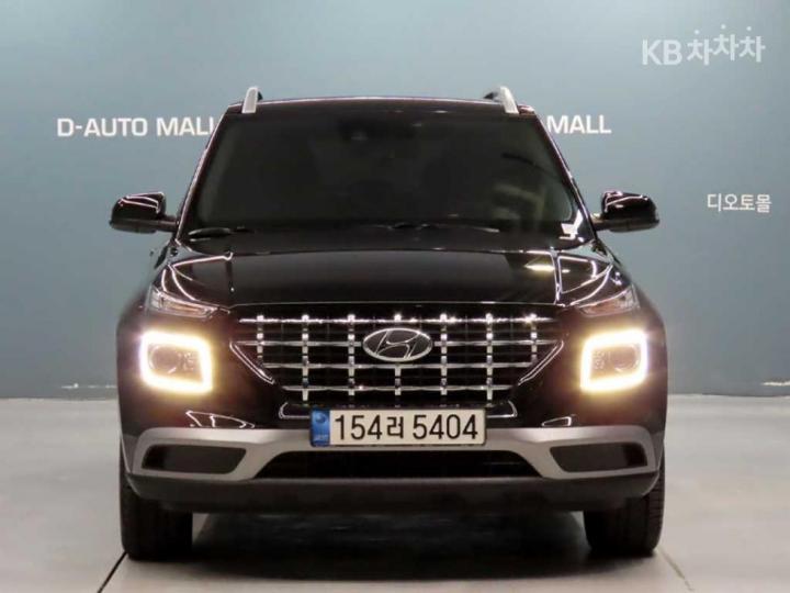 Hyundai Venue Gasoline 1.6 Modern 3